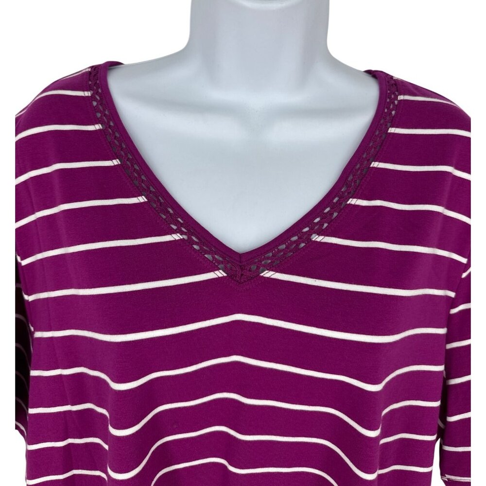 Catherines Women's Purple & White Striped V-Neck Short Sleeve Top Size 1X - Picture 2 of 8